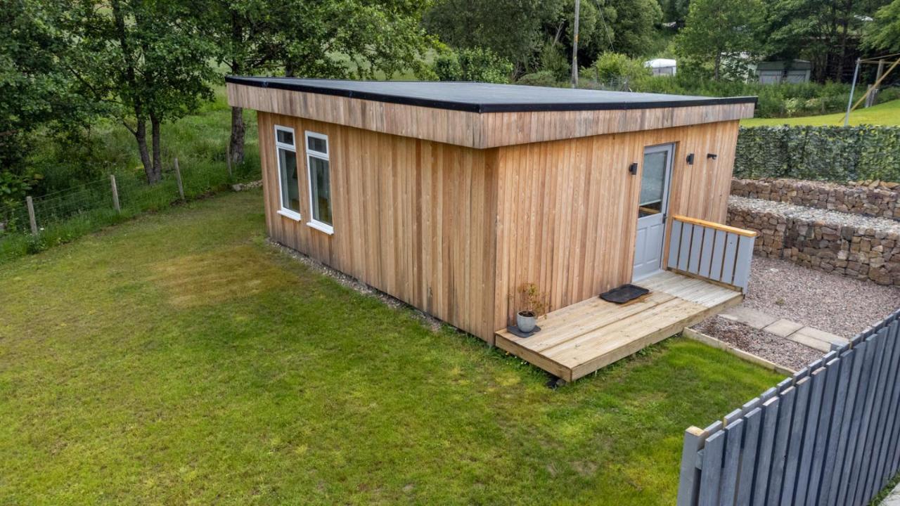 Allt Mor Rentals - Chalet With Hot Tub, And Studio Apartment No Hot Tub Ройбридж Екстериор снимка